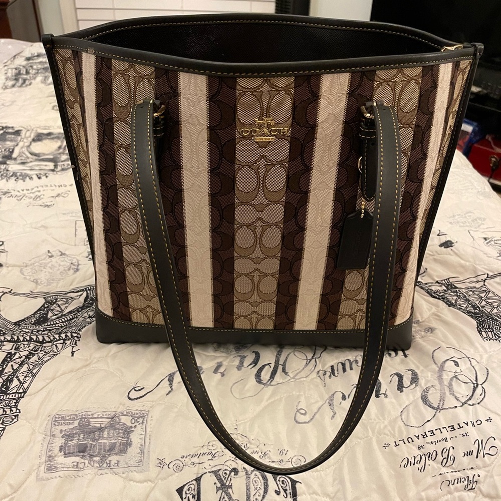 Coach handbag